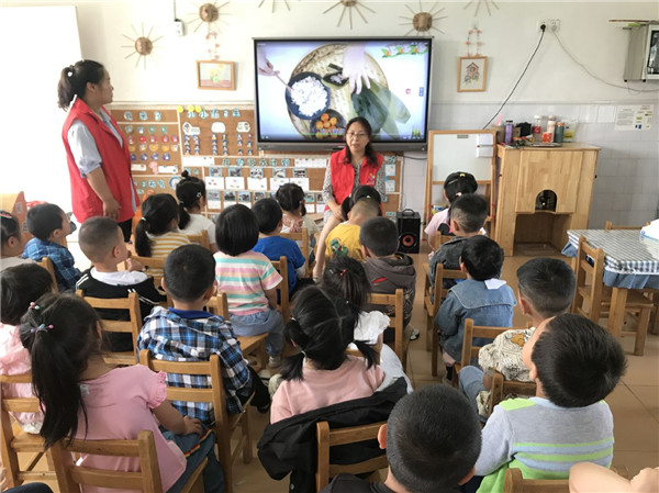 粽叶飘香  情暖人心