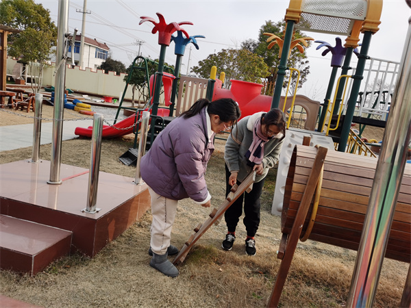 筑牢安全防线  迎接美好新年