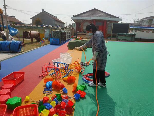 战疫情，共担当，一尘不染迎兔年