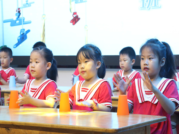 礼别“幼”时光  逐梦向未来