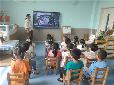 铭记历史 居安思危