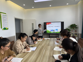 五月伴清风，廉洁沐初心